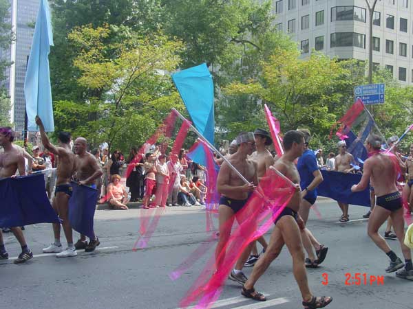 gayparade46.jpg